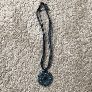 Pendant necklace